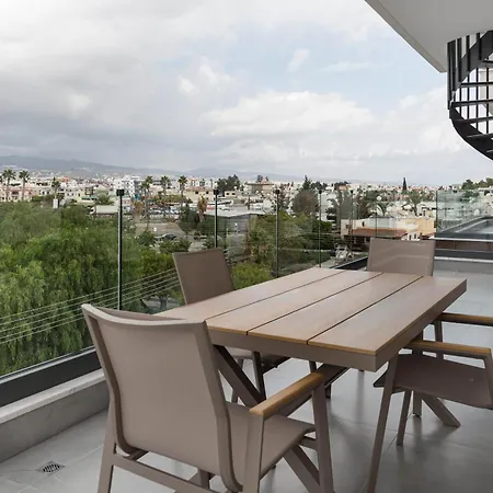 Phaedrus Living Opalia Residences Crystal Appartement *