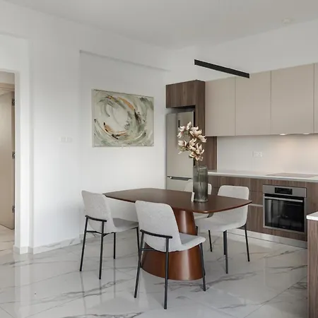 Phaedrus Living Opalia Residences Crystal